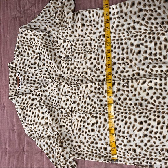 Leopard print button down shirt - Picture 6 of 6